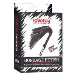 Začátečnický flogger s fetišem na bondage